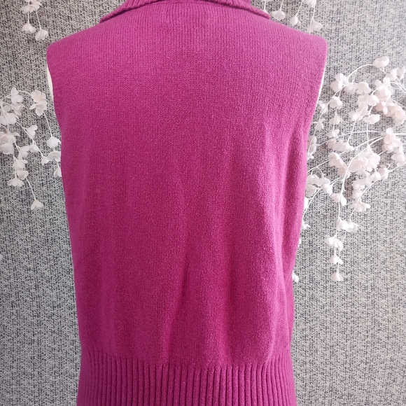 EUC Worthington Sleeveless Sweater - Picture 3 of 4